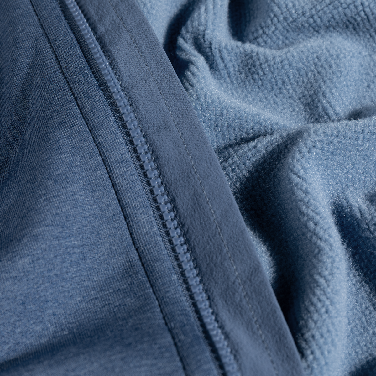 Amiko Men's Fleece Jacket в цвят Harbor Blue