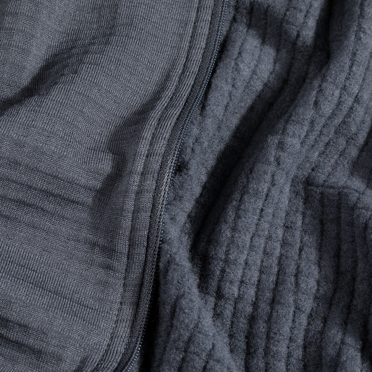 Kovri Men's Merino Grid Jacket в цвят Grey Navy