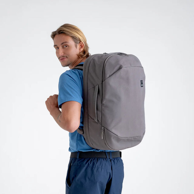 Monda 40l Carry On Backpack в цвят Black